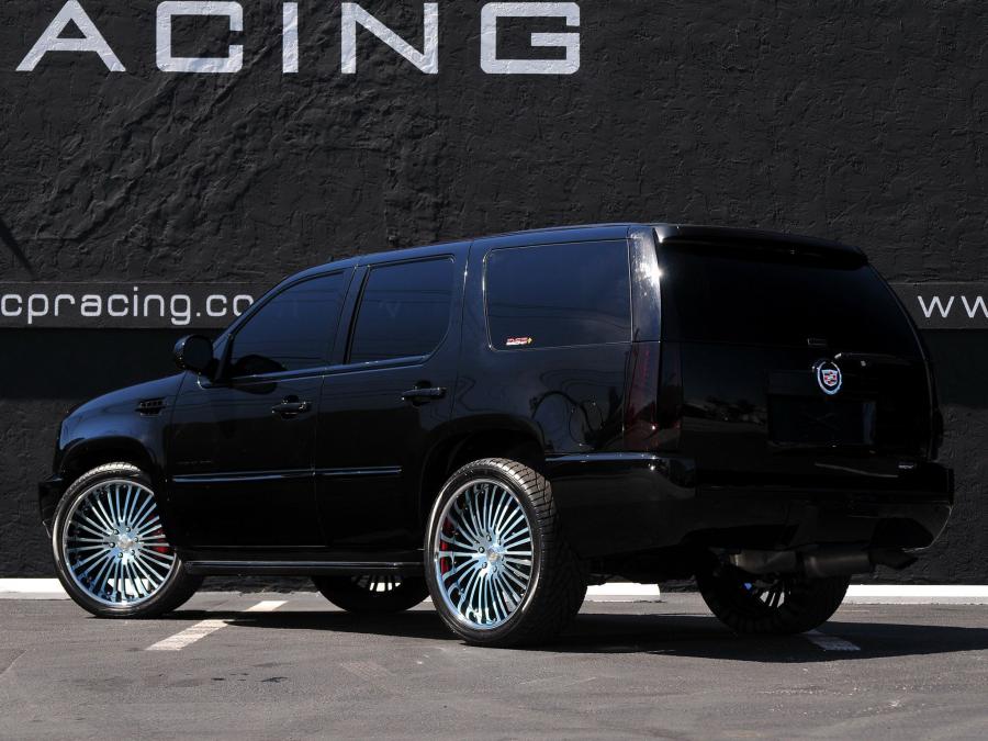  Cadillac Escalade by MCP Racing 2010 года  (фото 2 из 6)